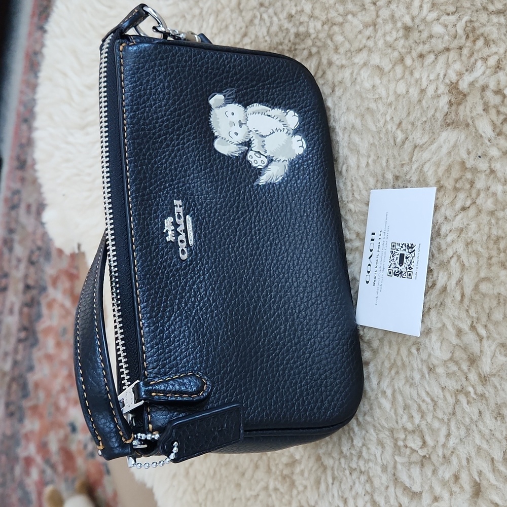 NWOT Coach Black Leather Nolita 19 Bag With Happy Dog 🐾🖤🐕 🎁